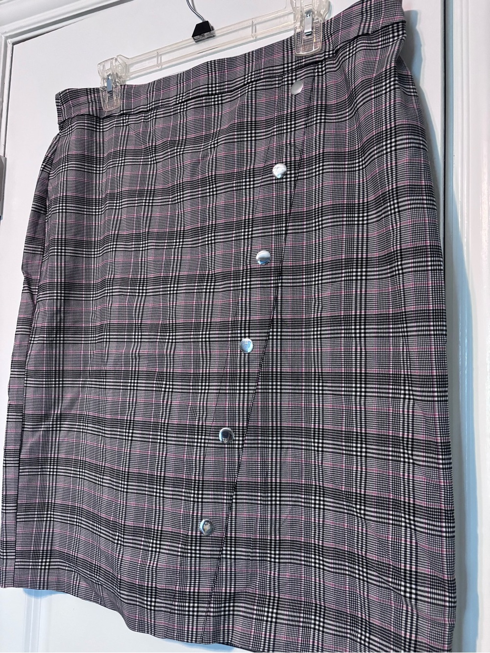 SOHO Plaid Button Front Skirt Size XL | Stretch Career Chic - Picture 3 of 7